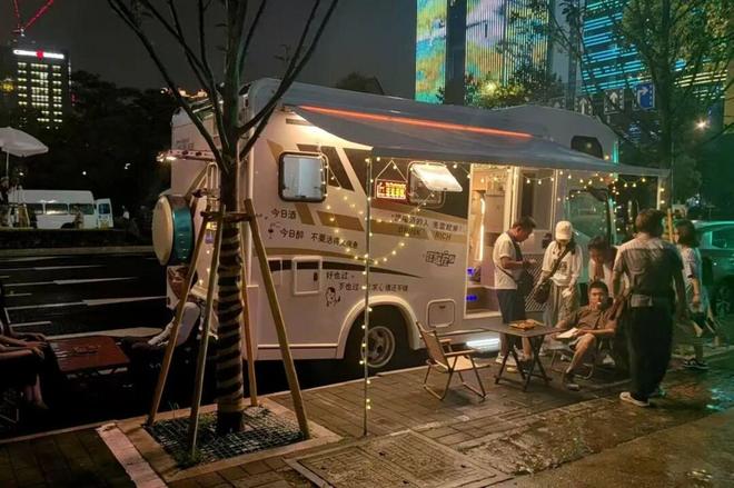 们把房车改成移动的家新葡京不买房不租房我(图6)